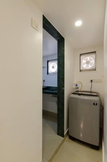 Glass House 1bhk Khar W By The Company Apartment