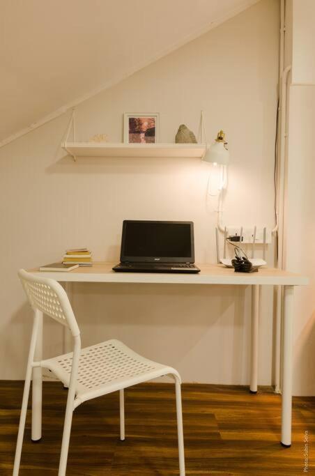 Apartment Glass House 1bhk Khar W By The Company *