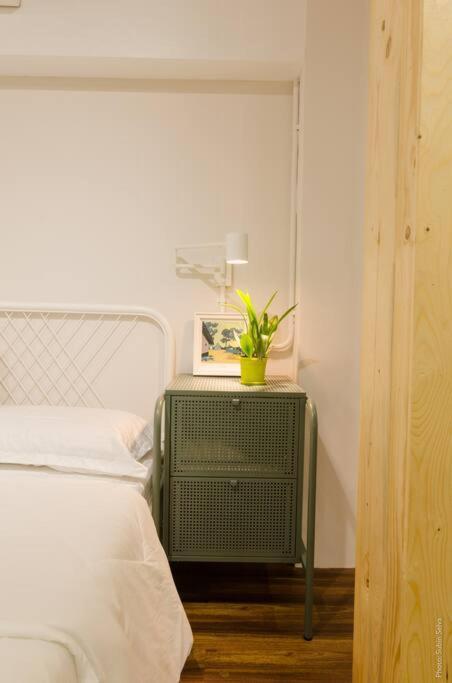 Glass House 1bhk Khar W By The Company Apartment