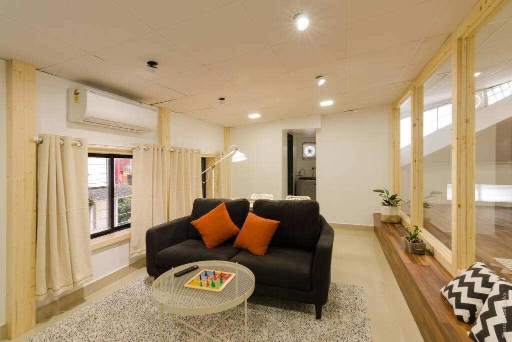 Apartment Glass House 1bhk Khar W By The Company