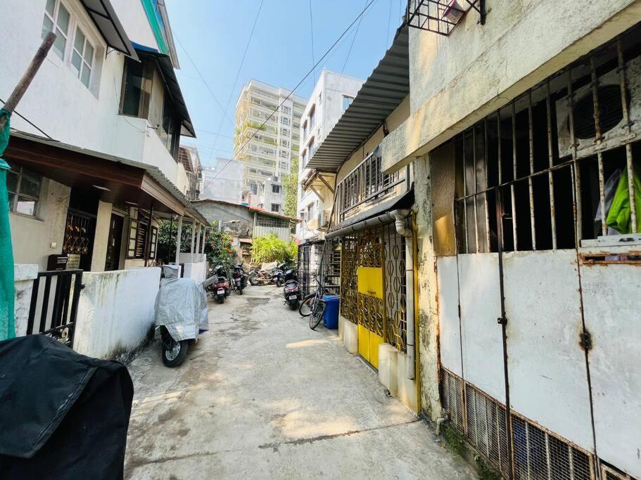 Glass House 1bhk Khar W By The Company Mumbai
