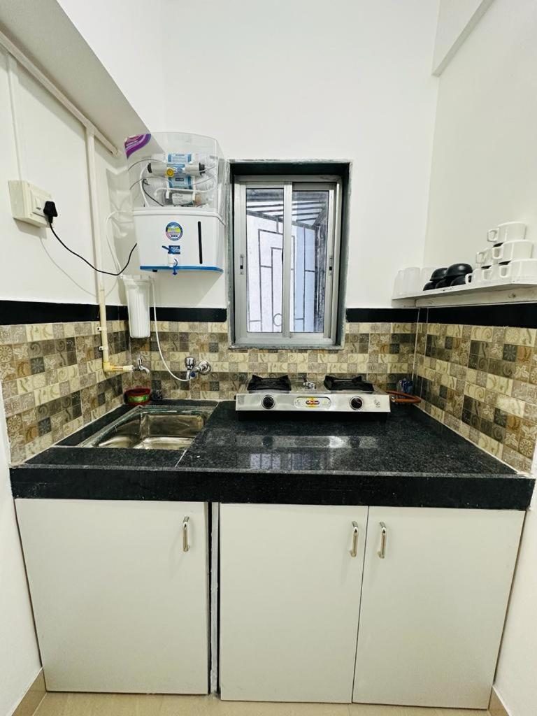 1br In Parel By Flora * Mumbai