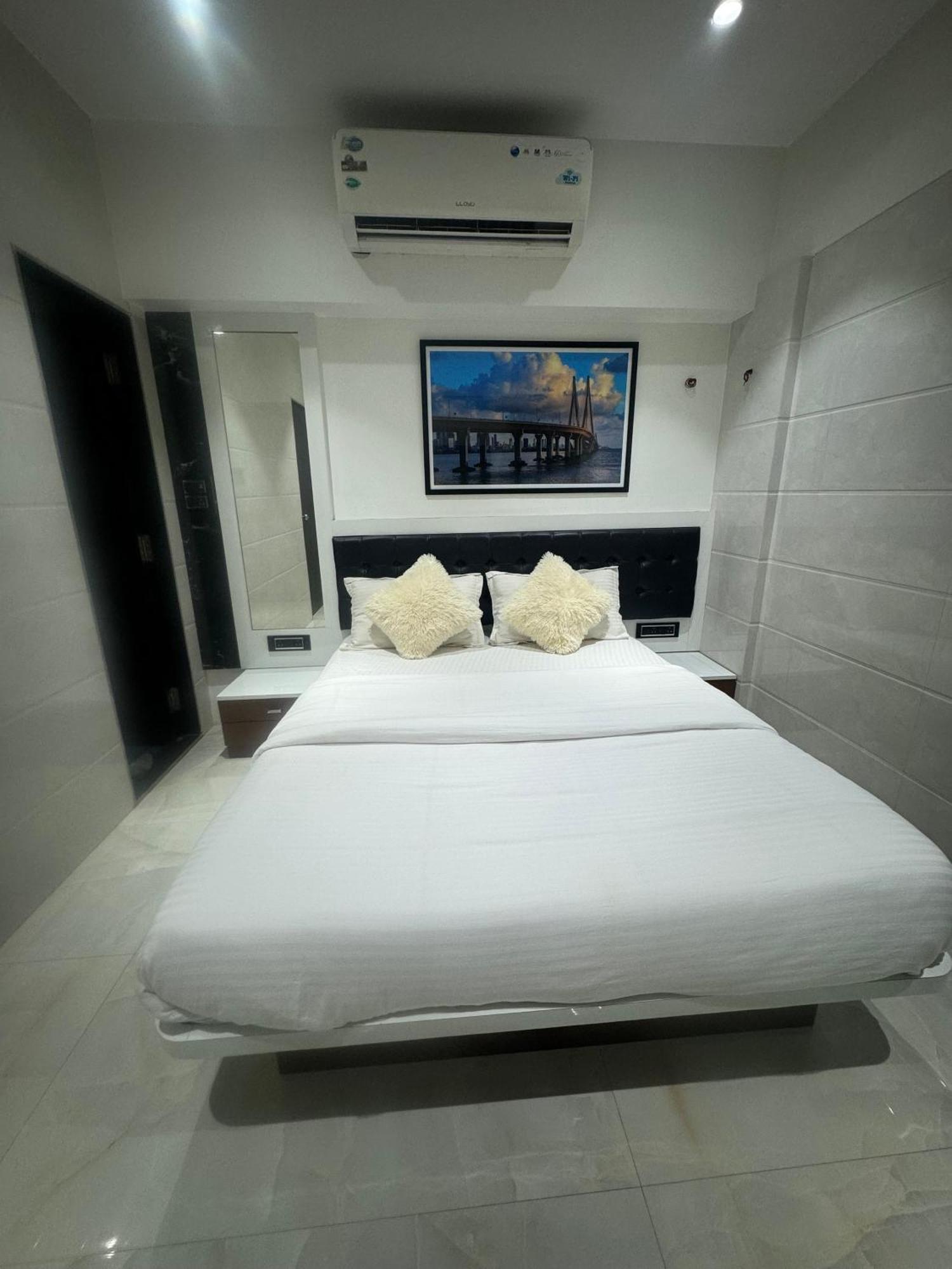 Backpackers Villa Mumbai Hostel Mumbai
