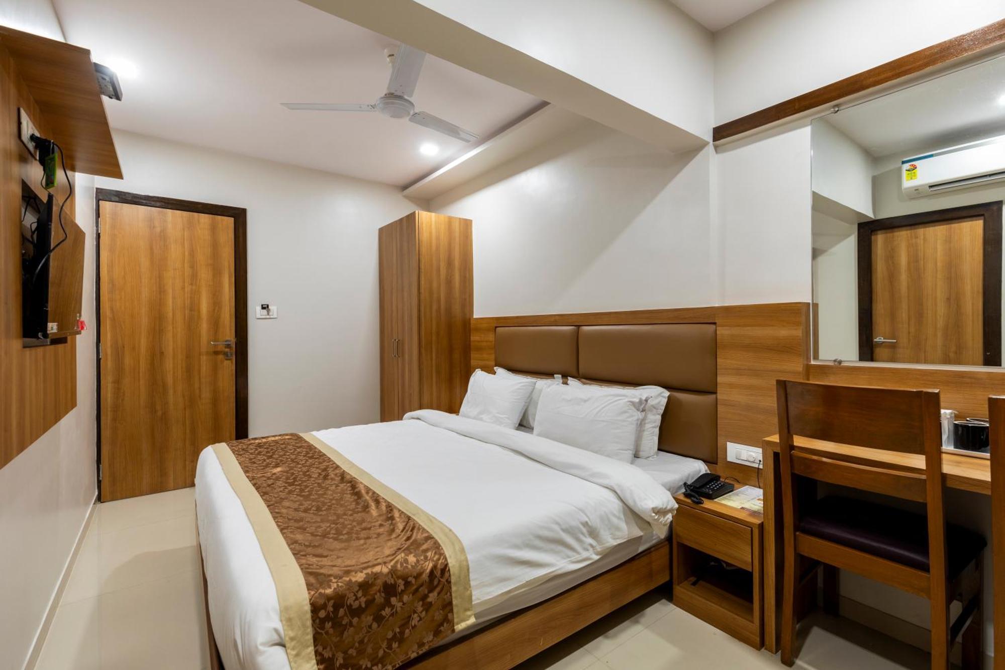 Embassy Park - Bkc Mumbai