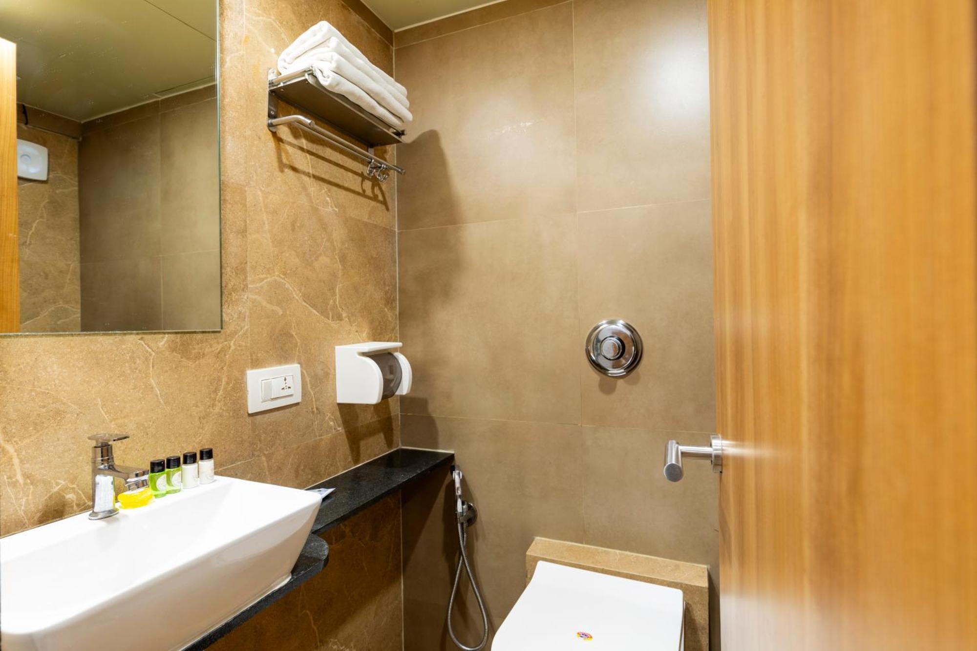 Embassy Park - Bkc Mumbai