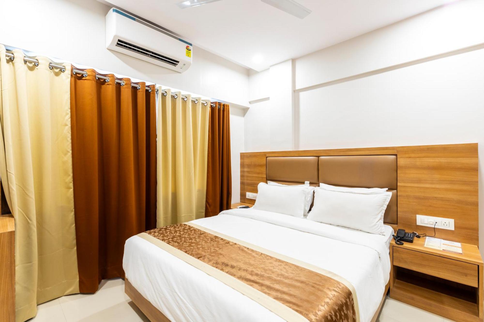 Hotel Embassy Park - Bkc Mumbai