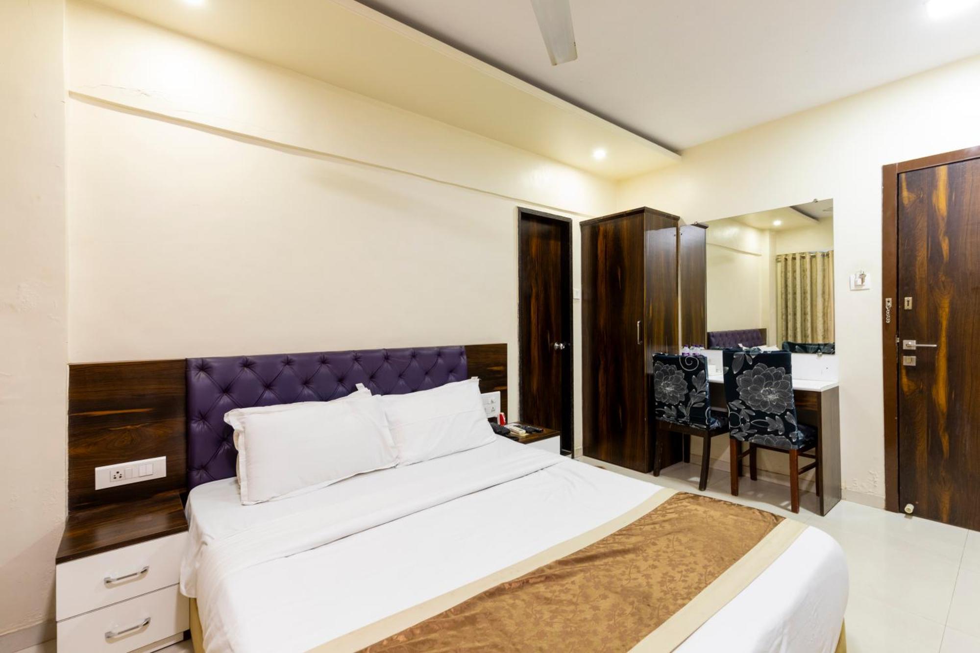 Embassy Park - Bkc Hotel Bombaim
