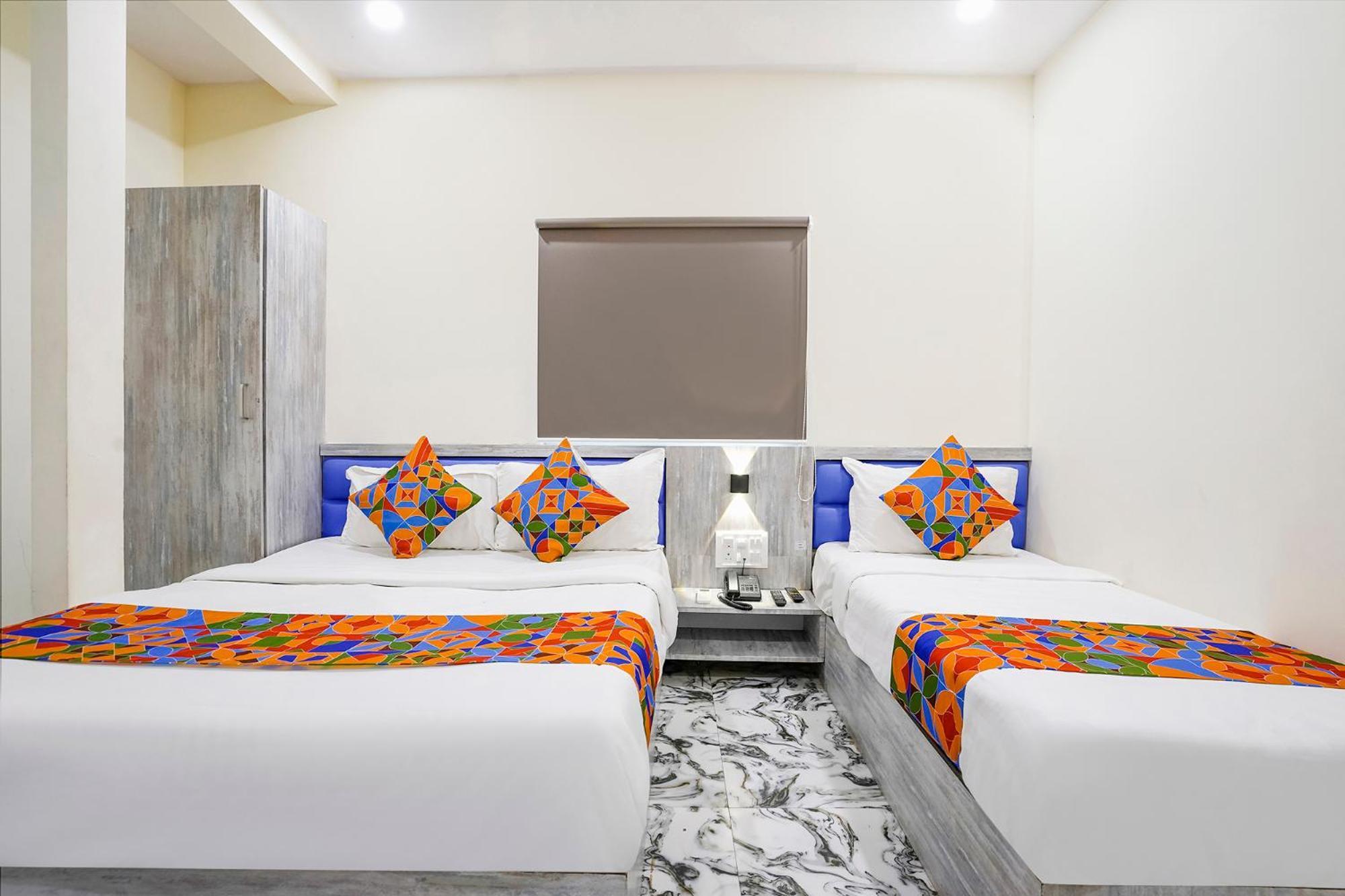 Hotel Fabexpress Good Luck Residency - Nr Nesco Exhibition Center Mumbai