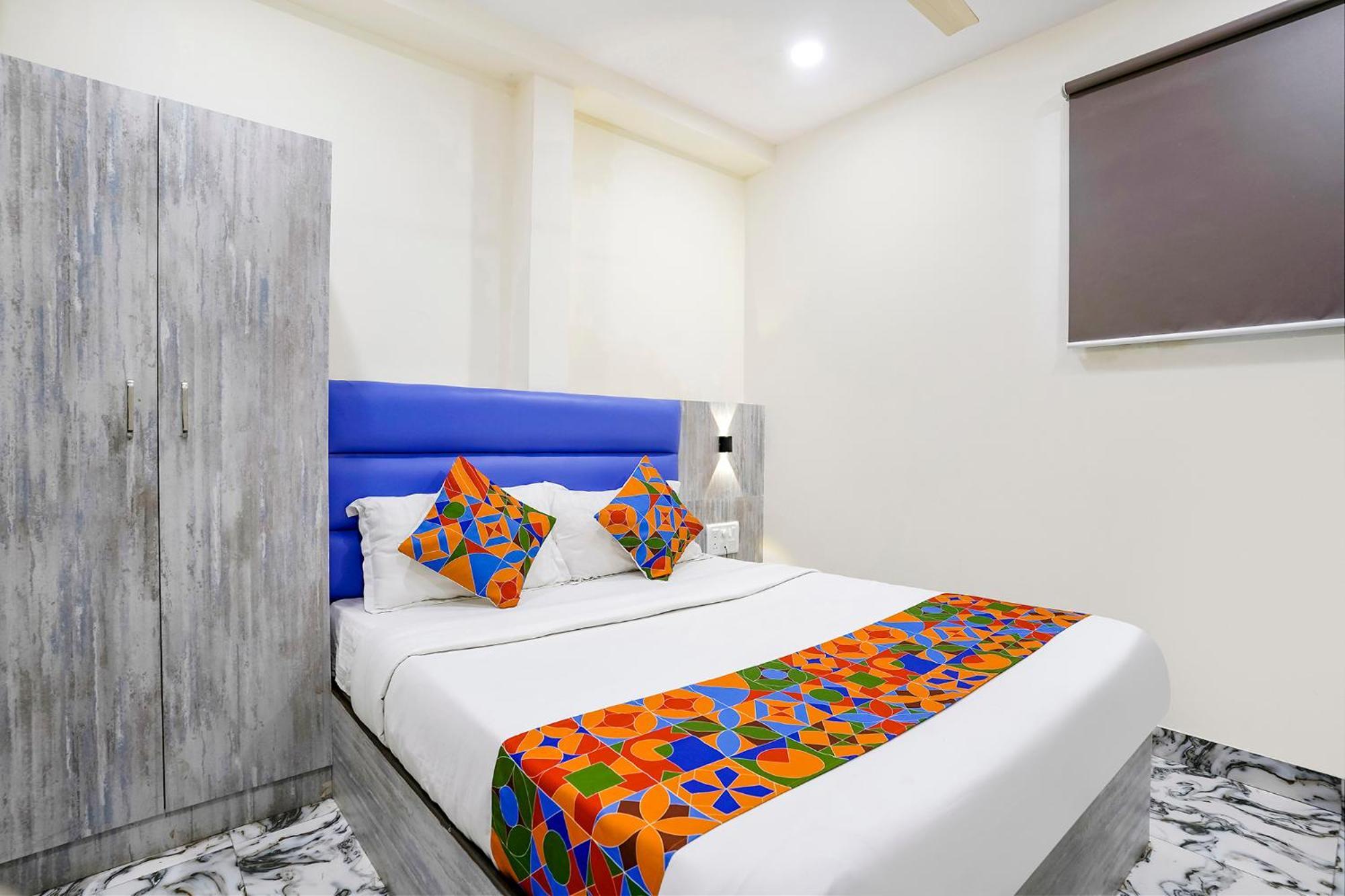 Fabexpress Good Luck Residency - Nr Nesco Exhibition Center 3* Mumbai