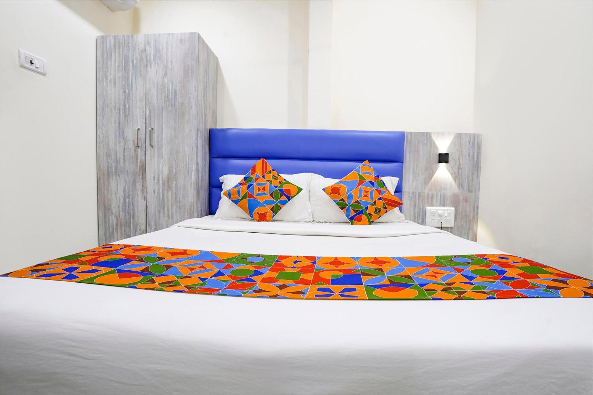 Hotel Fabexpress Good Luck Residency - Nr Nesco Exhibition Center