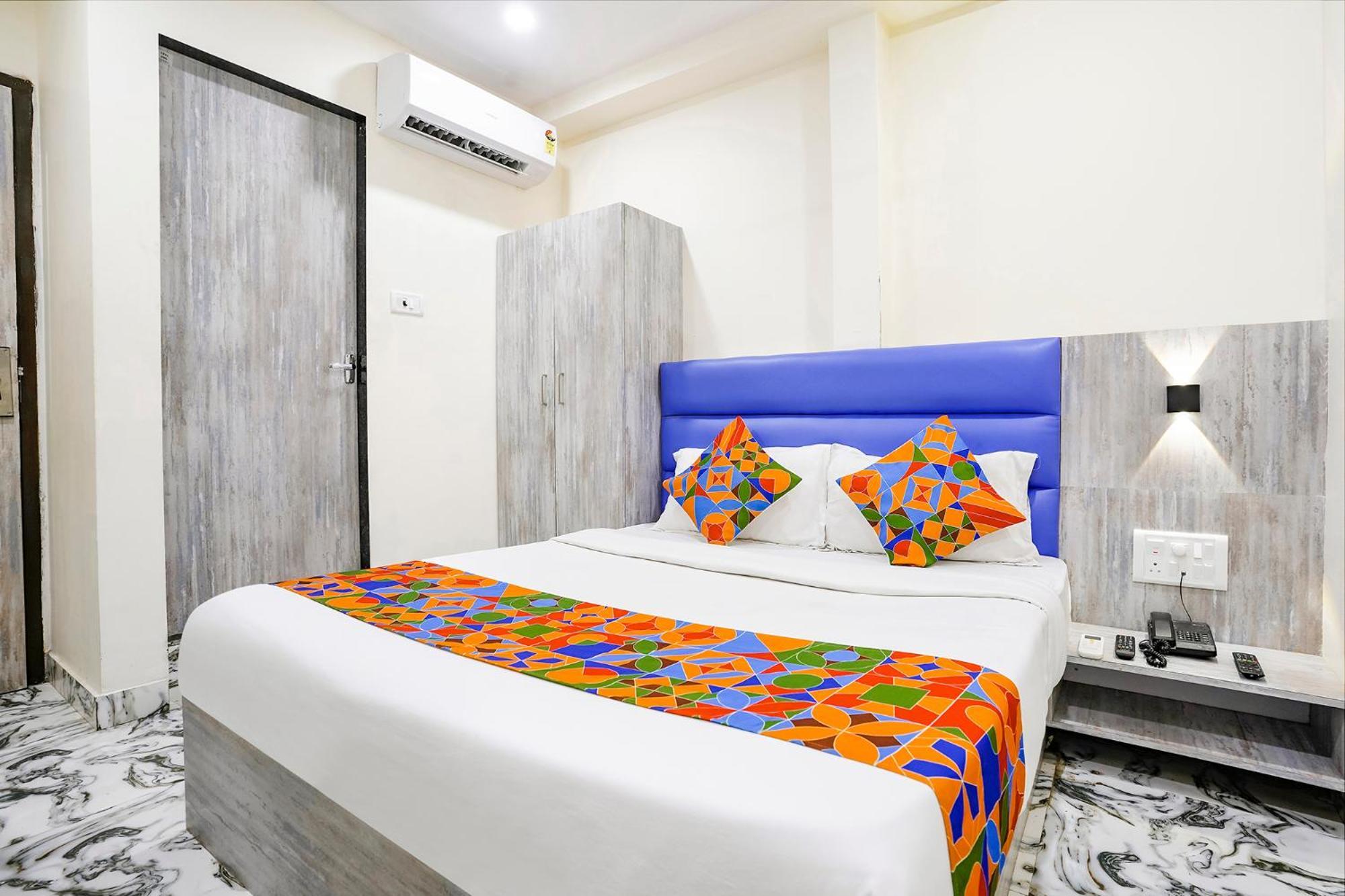 Fabexpress Good Luck Residency - Nr Nesco Exhibition Center Hotel 3*