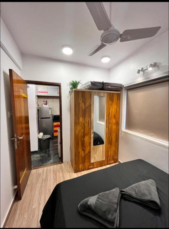 Cozy & Comfortable 2 Bhk ,carter Rd Bandra Mumbai