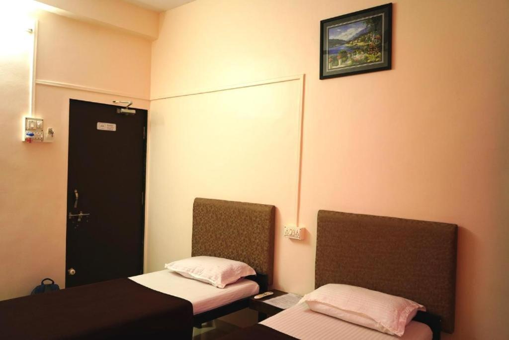 Hostel Vansh Paying Guest Pg