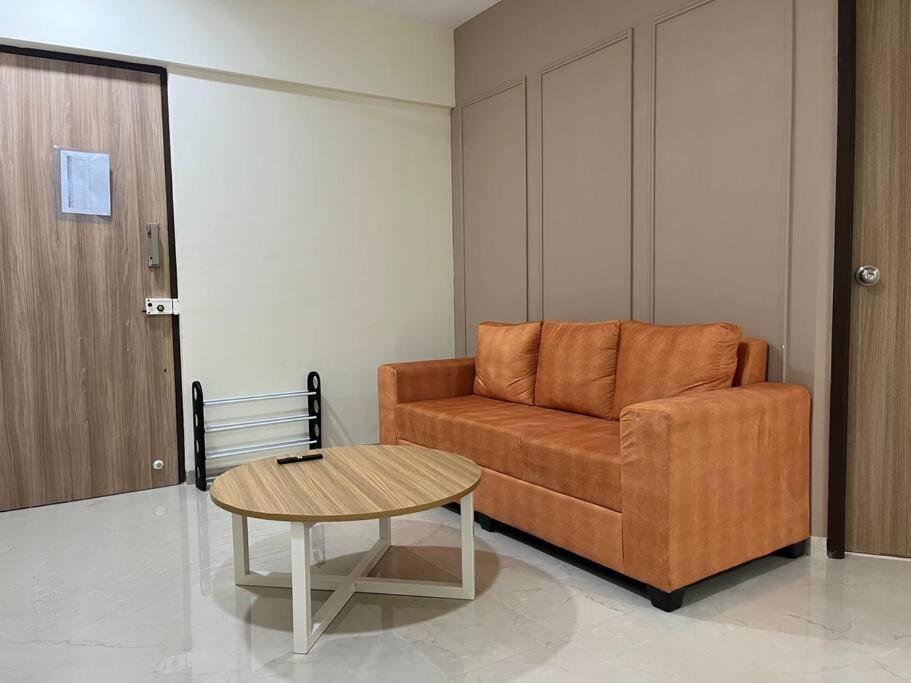 3bhk Santacruz Mumbai, 104 Apartment