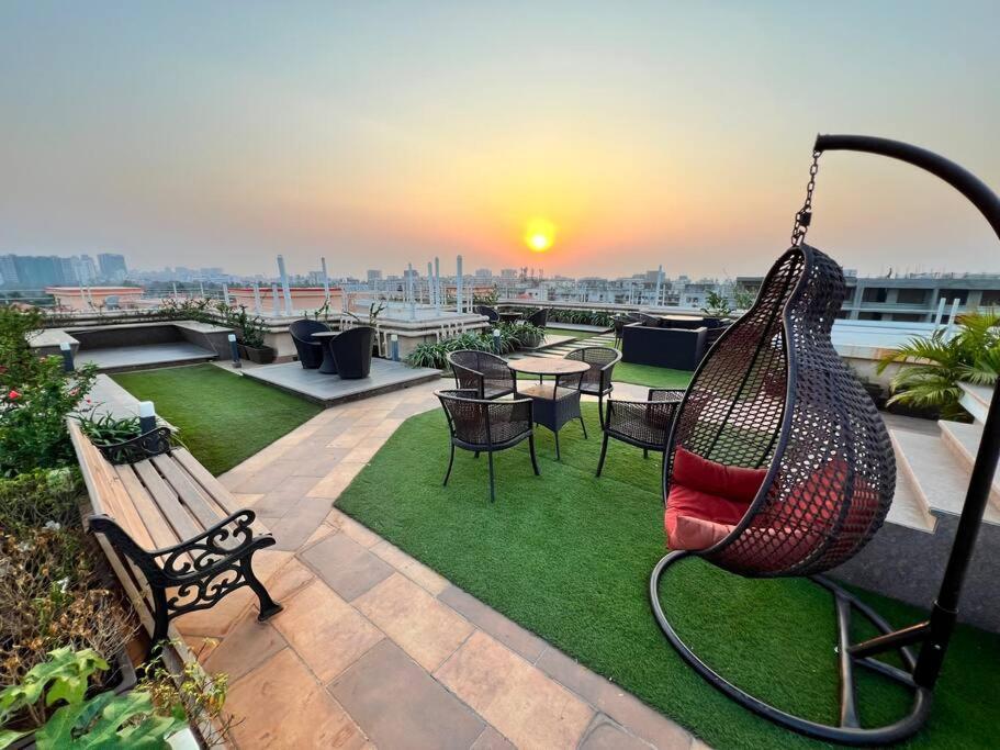 Apartment 3bhk Santacruz Mumbai, 104 Mumbai