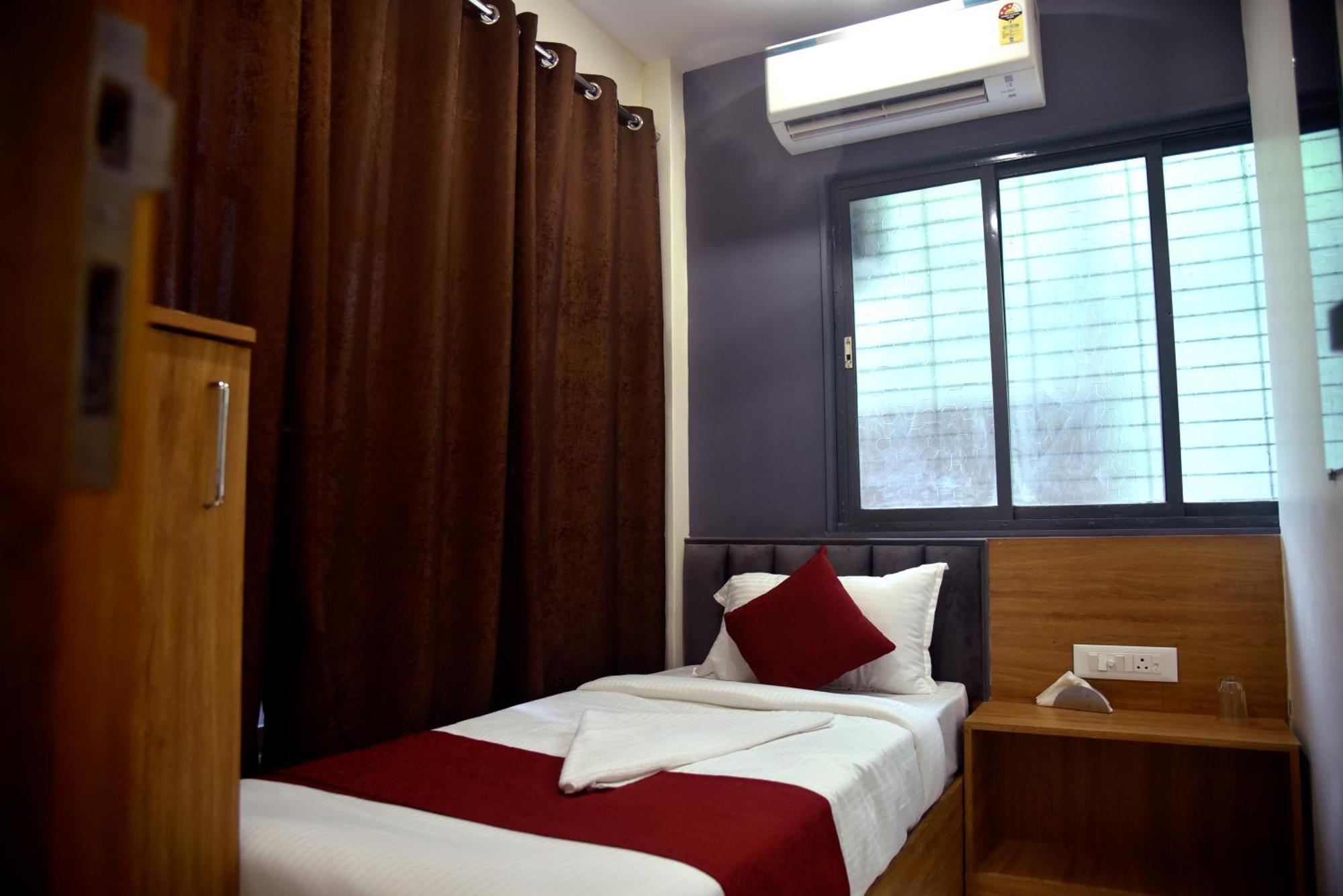 Vogue Near Nesco Exhibition Centre Apartment
