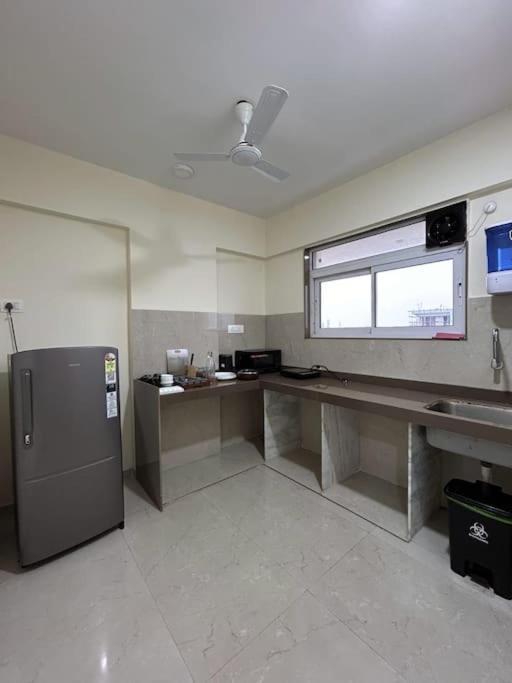 3 Bhk Santacruz 805 * Mumbai
