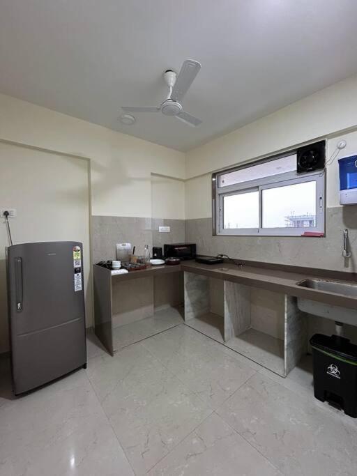 3 Bhk Santacruz 801 Mumbai