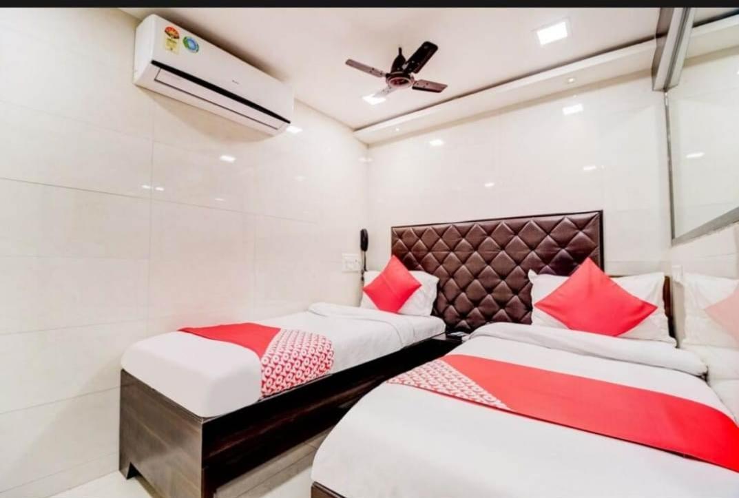 Qamar 2* Mumbai