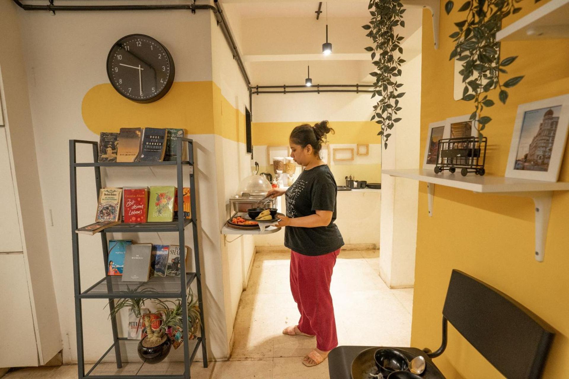 Locomo Express Hostel Mumbai