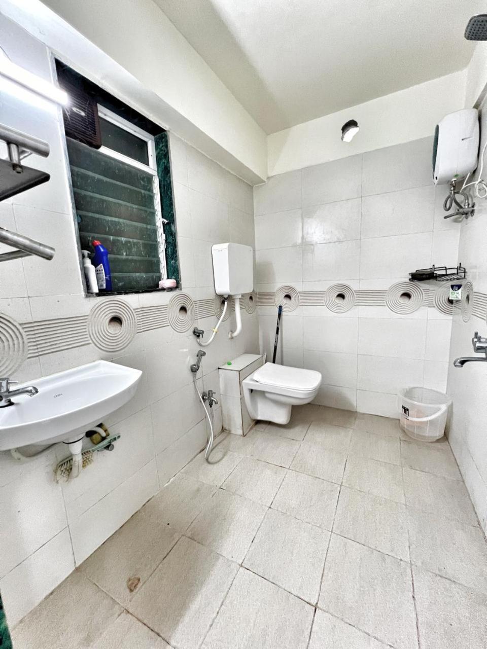 1 Bhk Near Kokilaben Ambani Hospital Mumbai