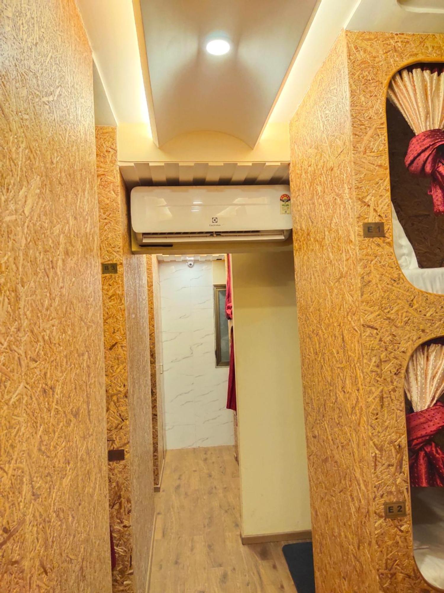 Yatri Residency Hotel *
