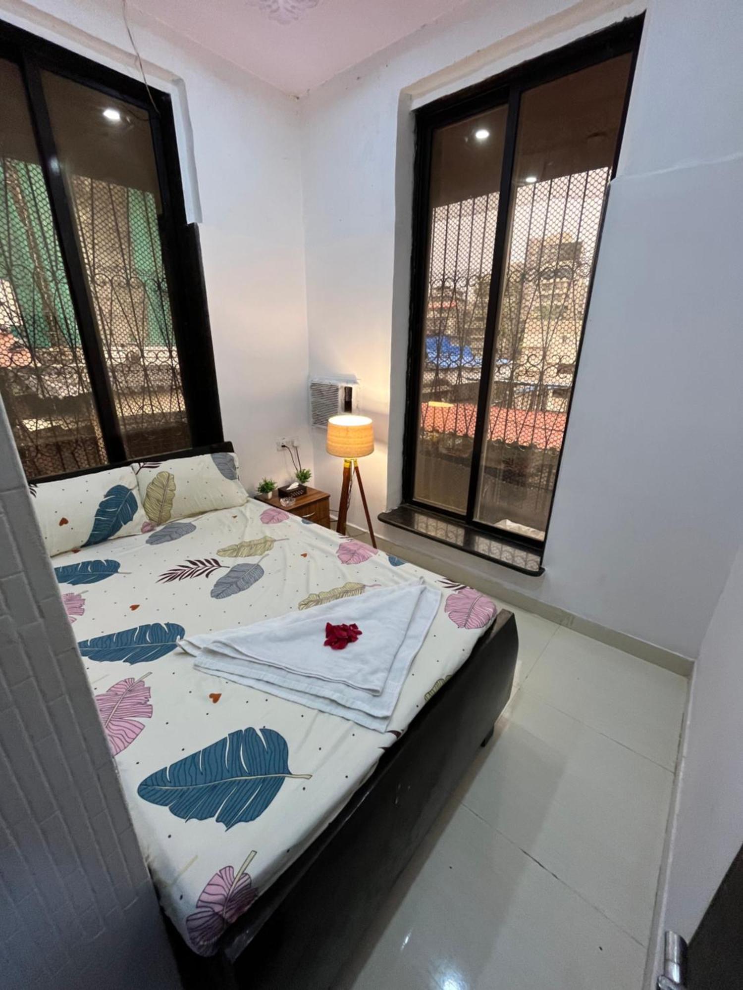 Budget Friendly 2bhk Flat At Pali Hill Bandra Apartment