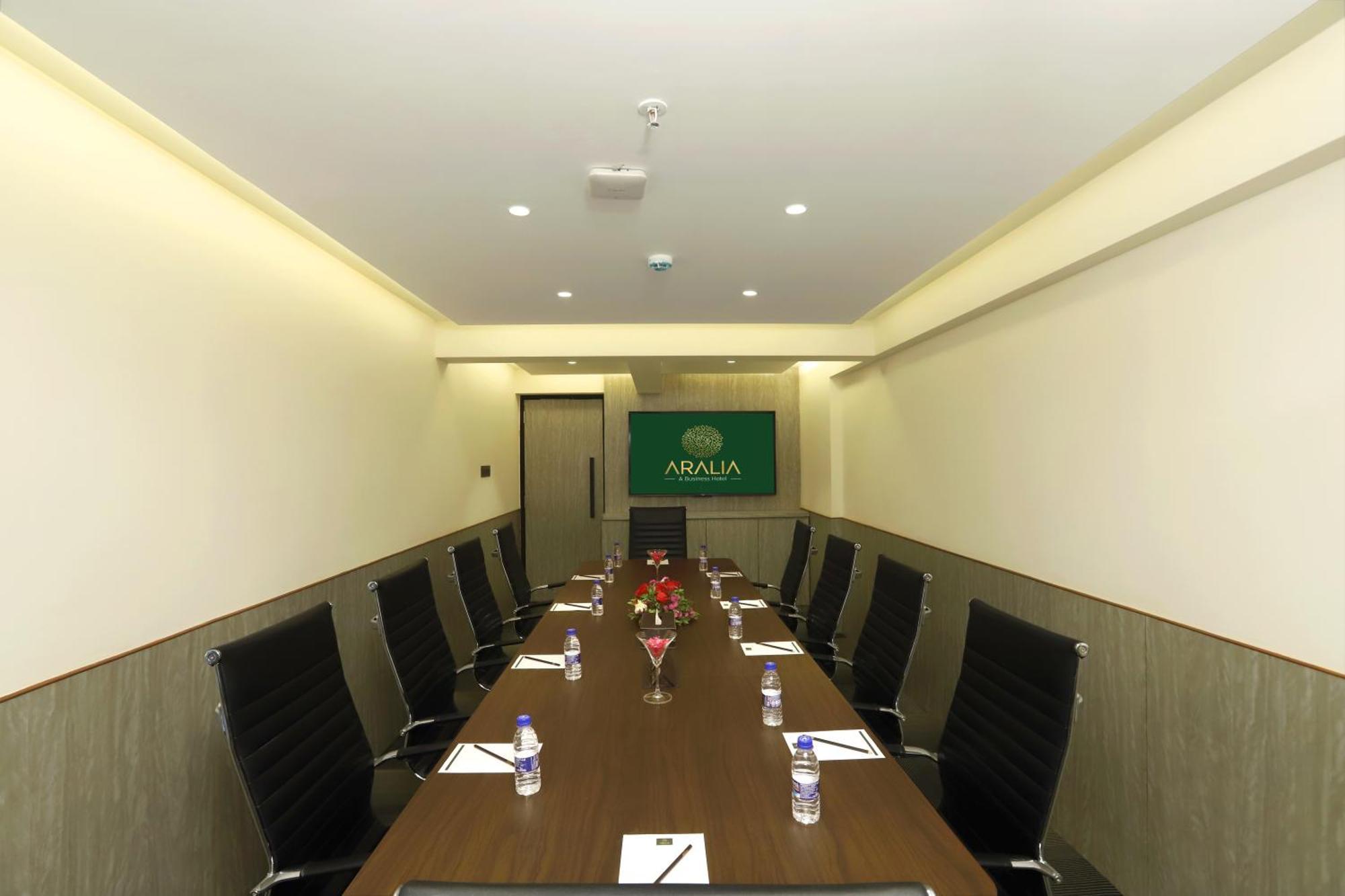 Aralia - A Business Hotel, Midc Andheri East 3*