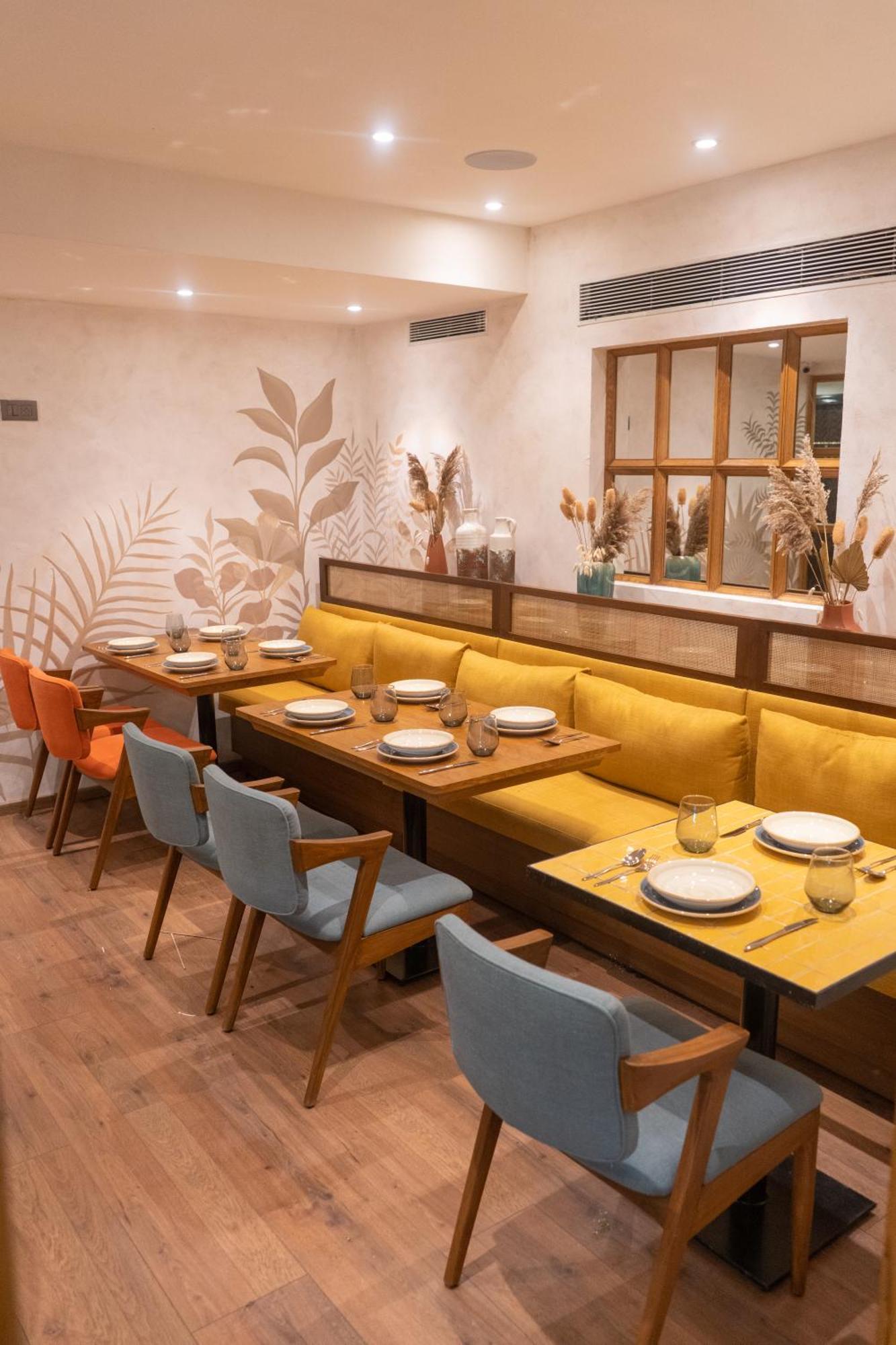 The Shalimar Hotel, Kemps Corner 4* Mumbai