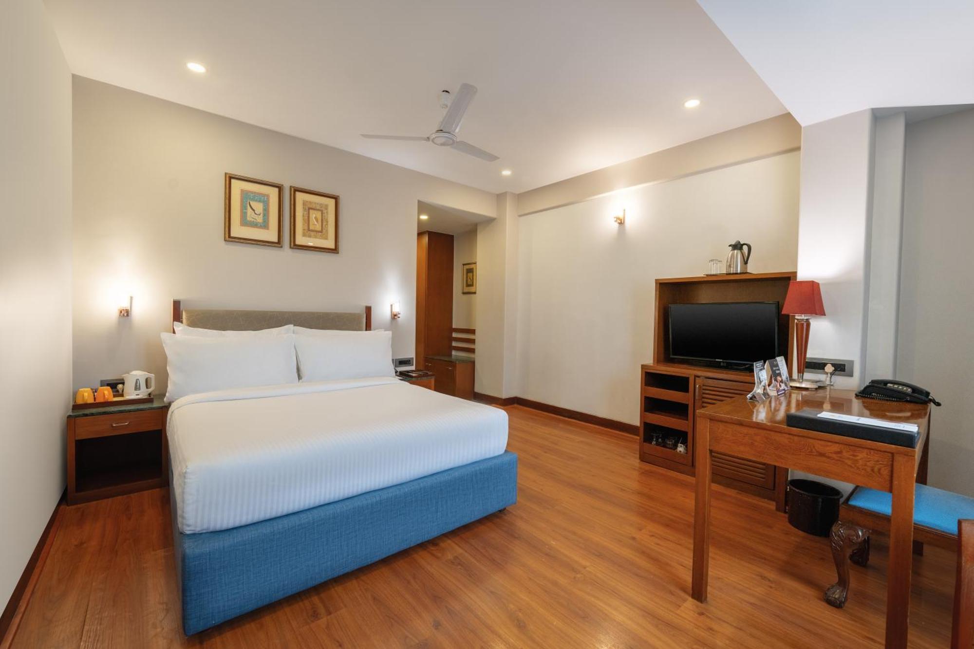 The Shalimar Hotel, Kemps Corner Hotel