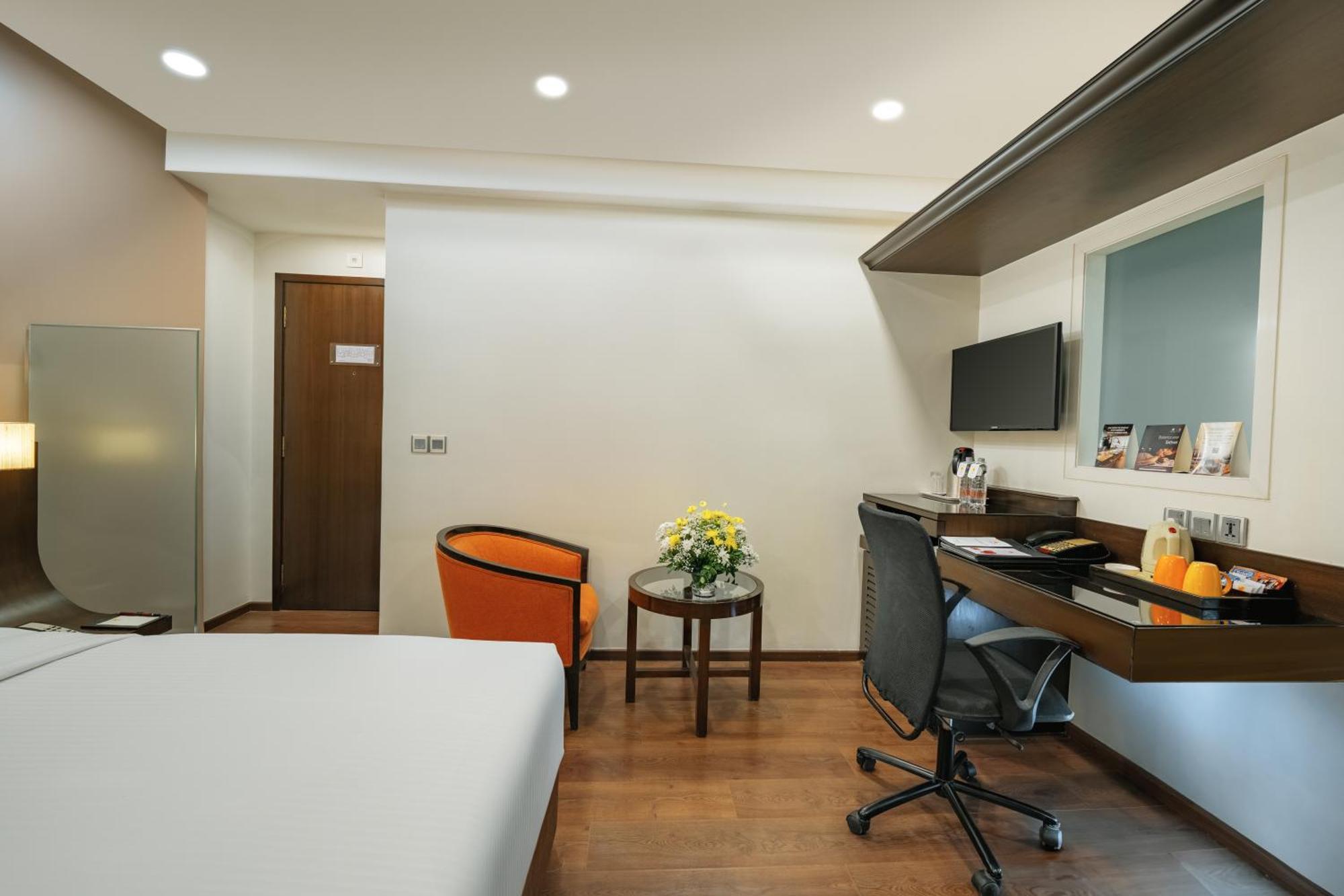 The Shalimar Hotel, Kemps Corner 4* Mumbai