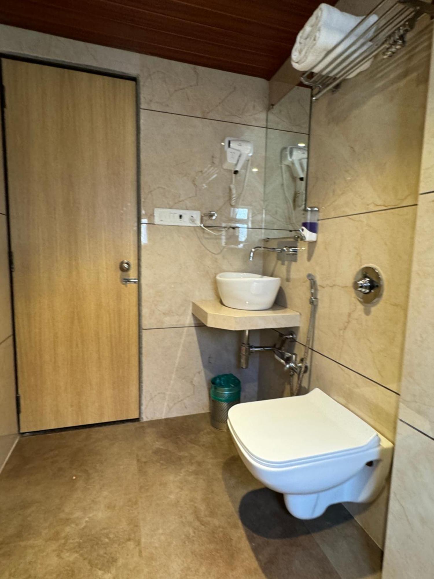 Hotel Galaxy 4*