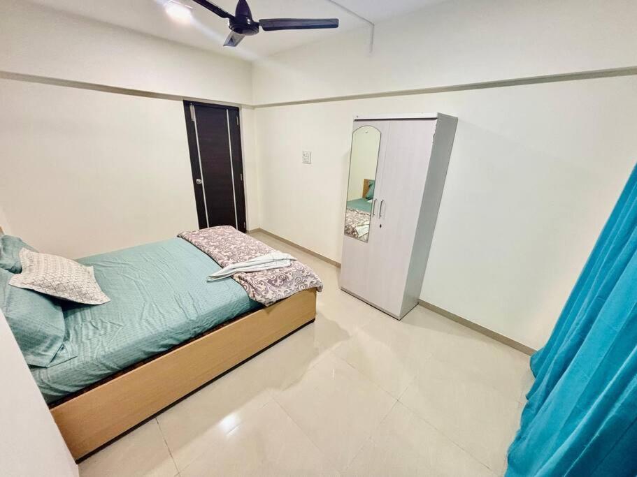 Jericho Apartment *