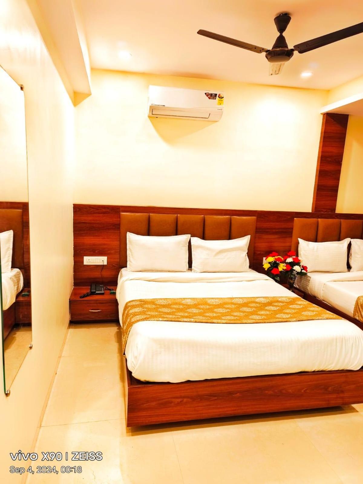 Victoria Palace - South 3*