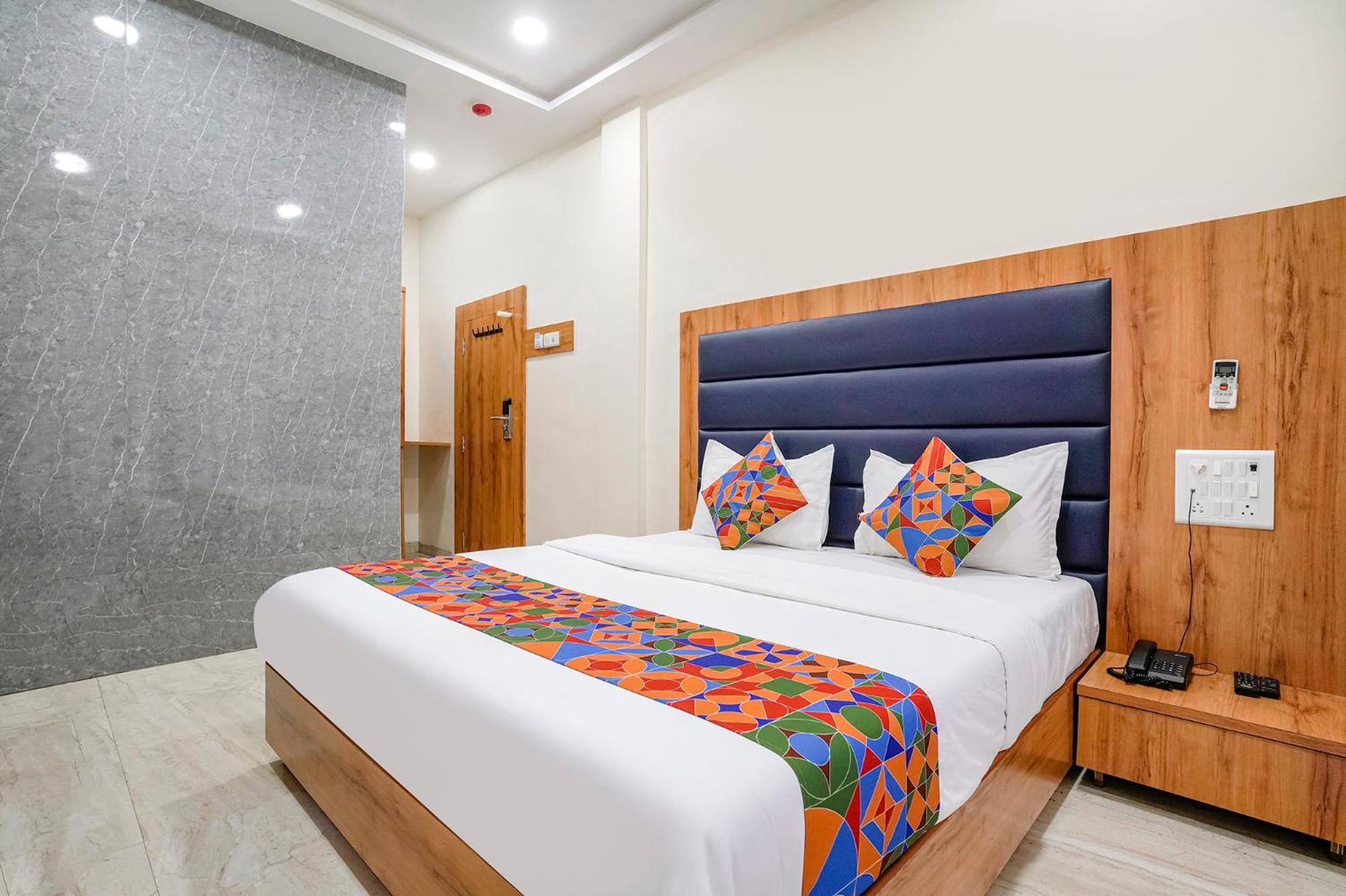Guest house Fabhotel National Mumbai