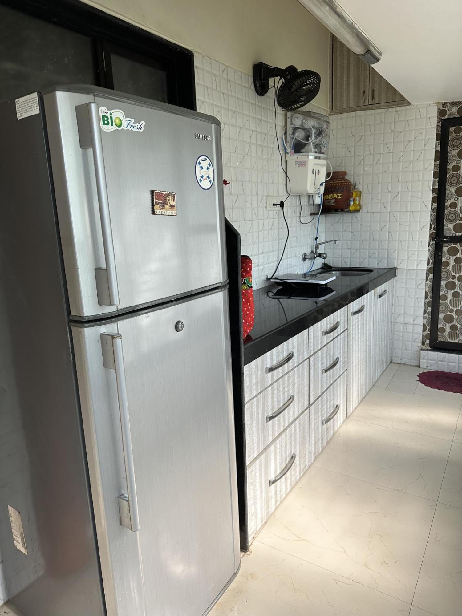 Apartment Citadel 1 Bhk Bandra *