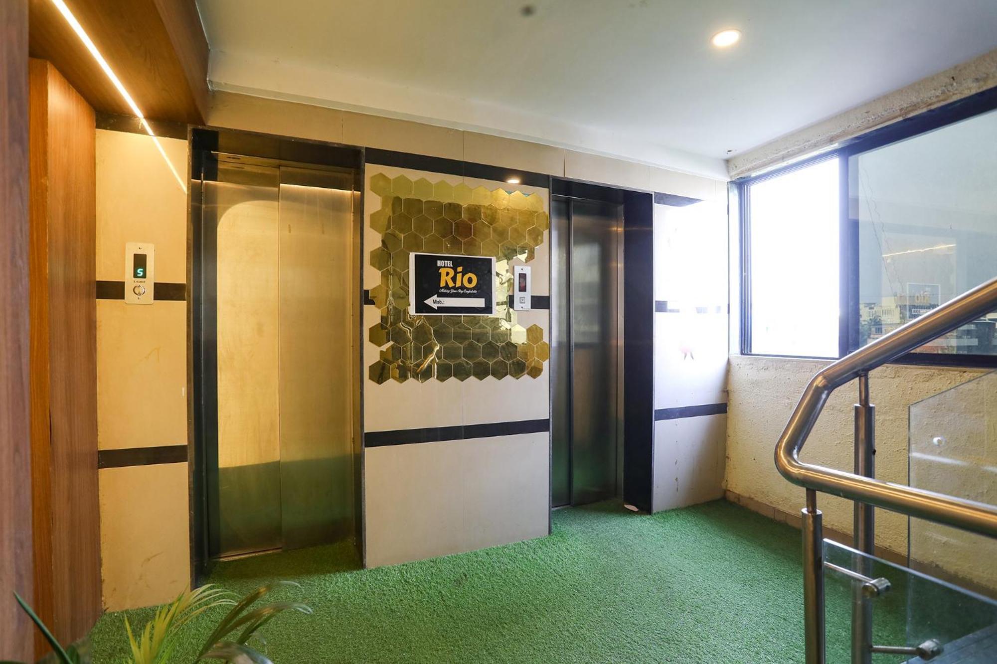 Fabhotel Rio - Nr International Airport Mumbai