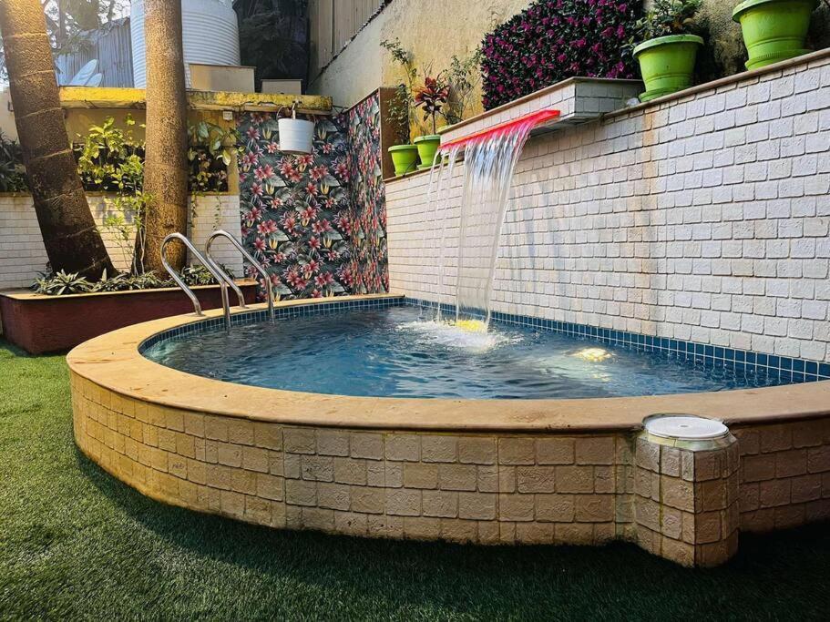 Verandah Myrah 2bh With Plunge Pool Pousada Mumbai