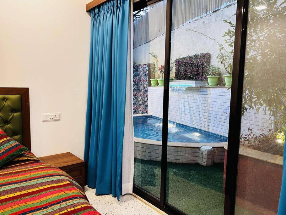 Verandah Myrah 2bh With Plunge Pool Pousada Mumbai