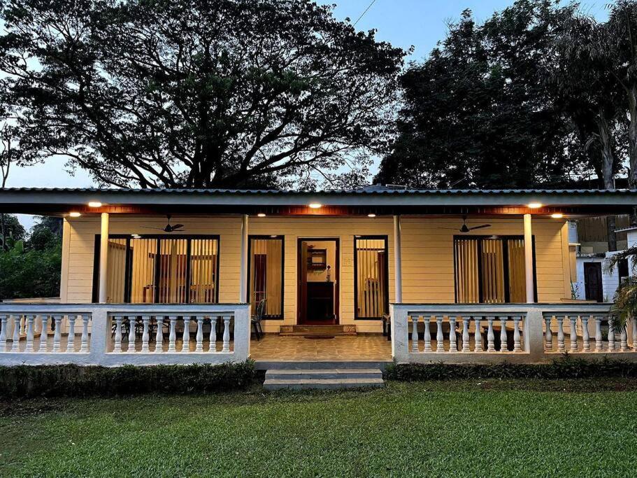 Verandah Aanchal 2bhk With Basement Holiday home Mumbai