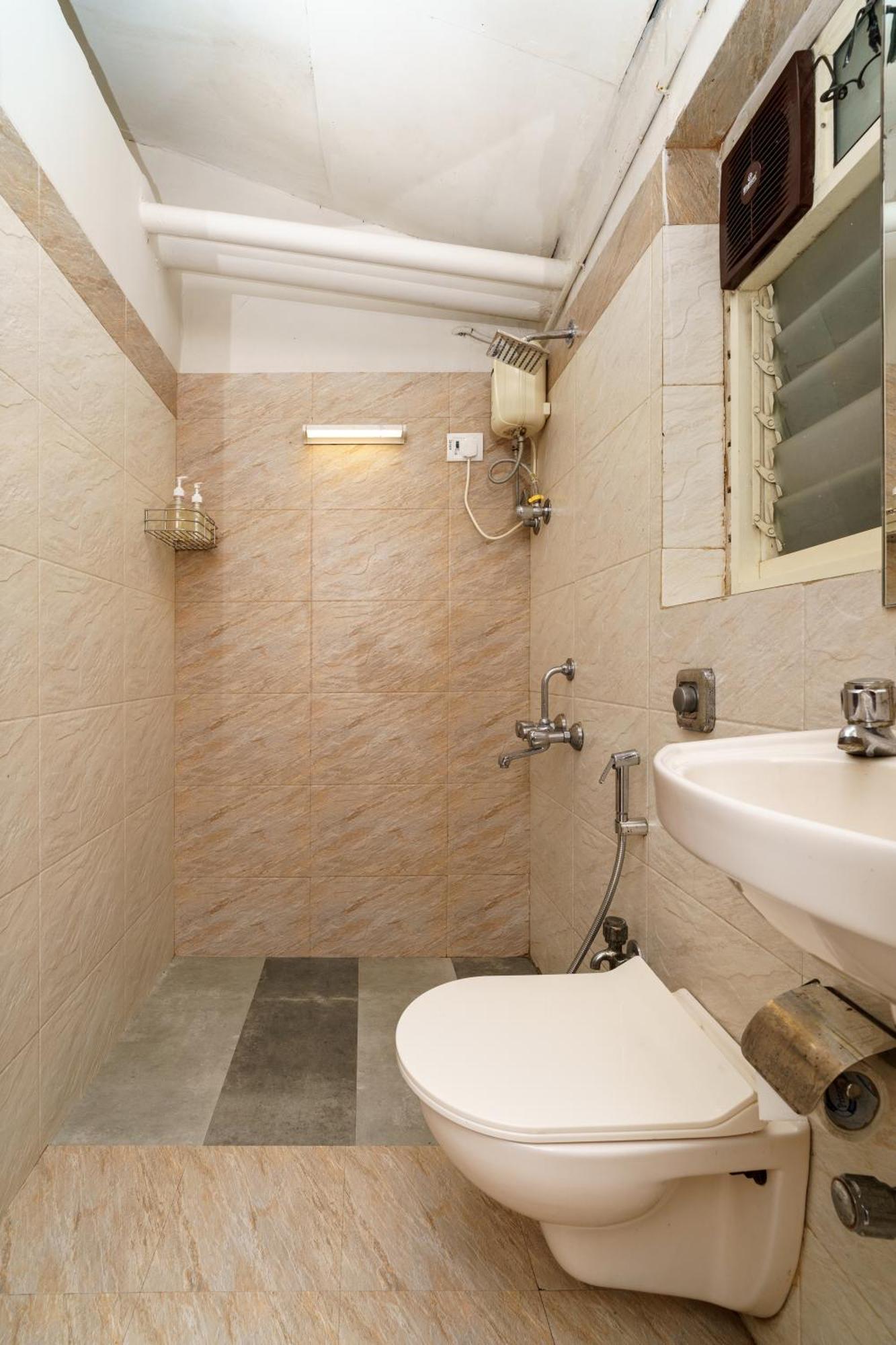 Zoe 1bhk Bandra W By The Company *