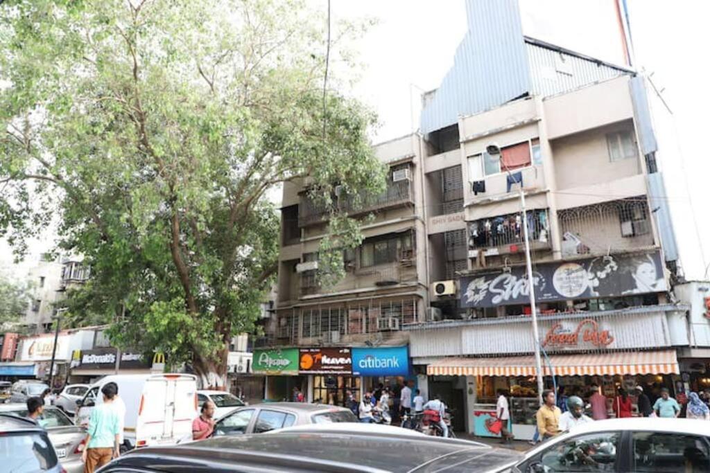 Apartment Ivy Aristo, Private 1 Bhk In Heart Of Lokhandwala, Andheri *