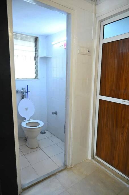 Ivy Aristo, Private 1 Bhk In Heart Of Lokhandwala, Andheri * Bombaim