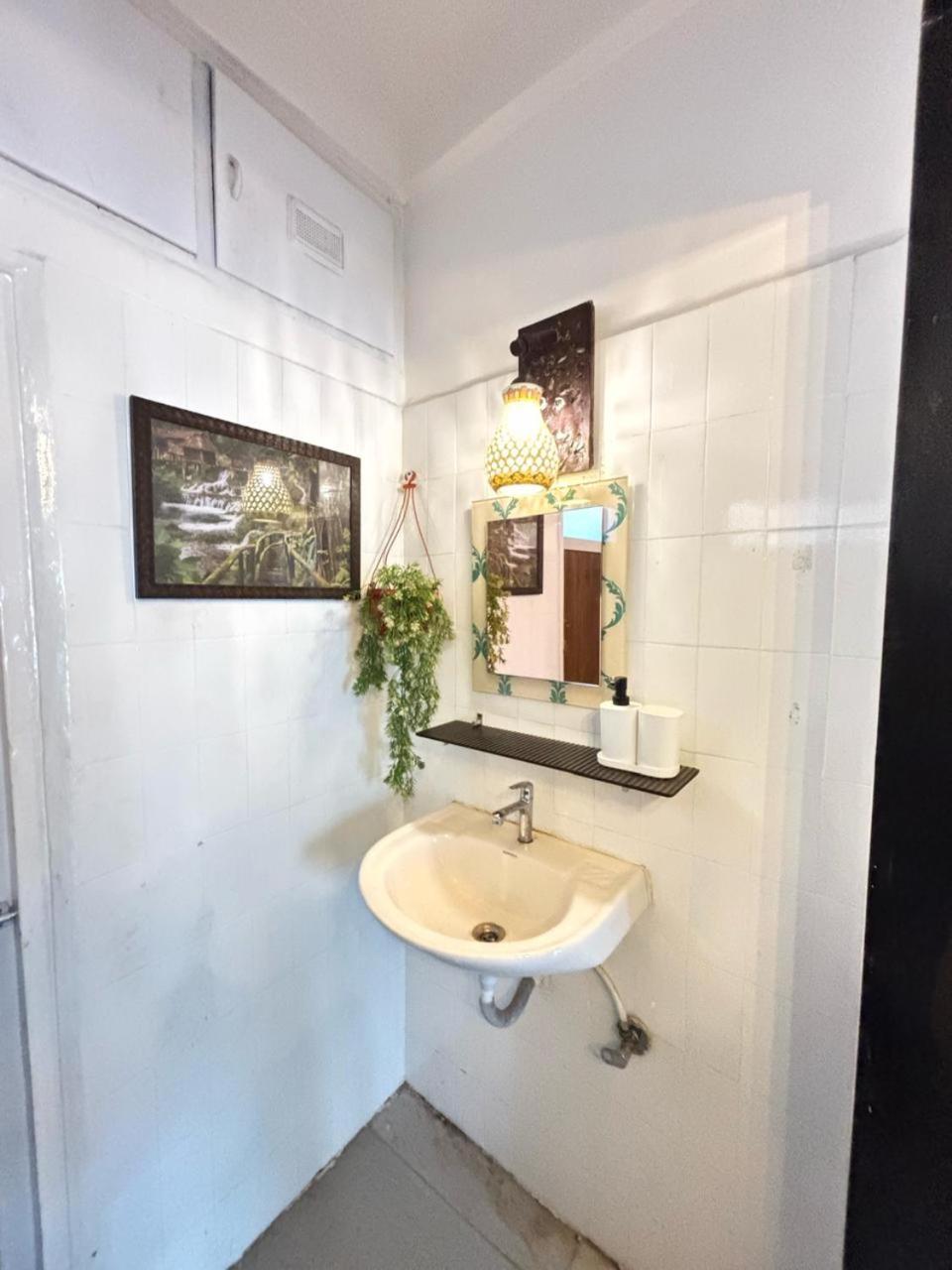 Apartamento Ivy Aristo, Private 1 Bhk In Heart Of Lokhandwala, Andheri Bombaim