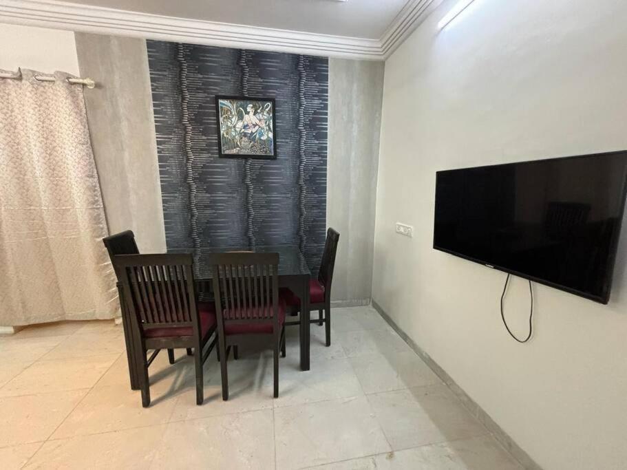 Ivy Aristo, Private 1 Bhk In Heart Of Lokhandwala, Andheri
