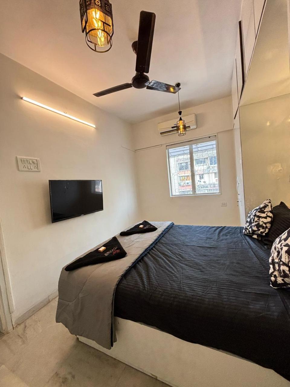 Apartment Ivy Aristo, Private 1 Bhk In Heart Of Lokhandwala, Andheri *