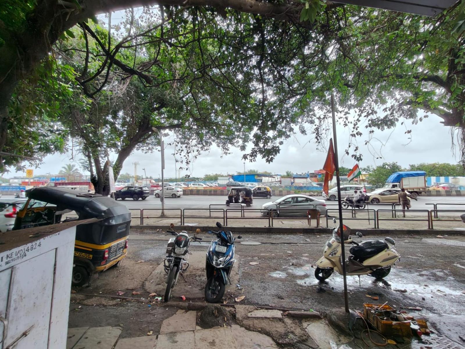 Hostel Rameshwar - Parle Highway Mumbai