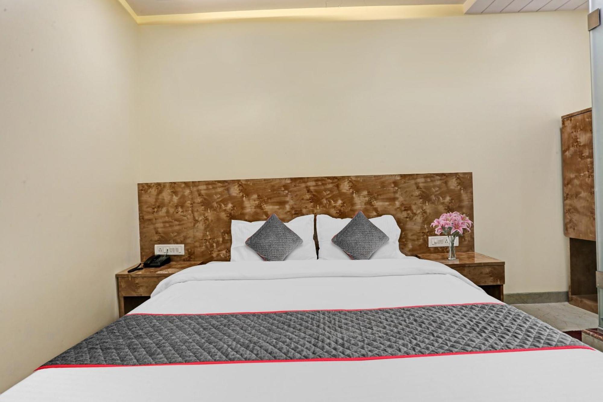 O Kiwi International Hotel 4*