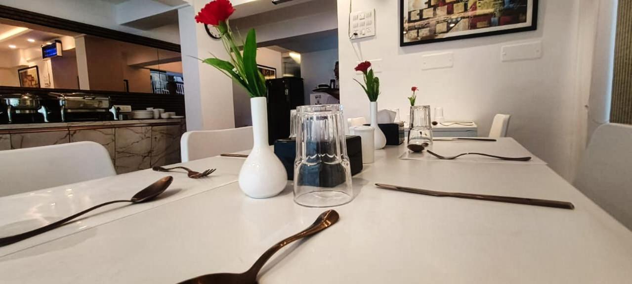 Apartamento White House By Maxxvalue Service Bandra Bombaim