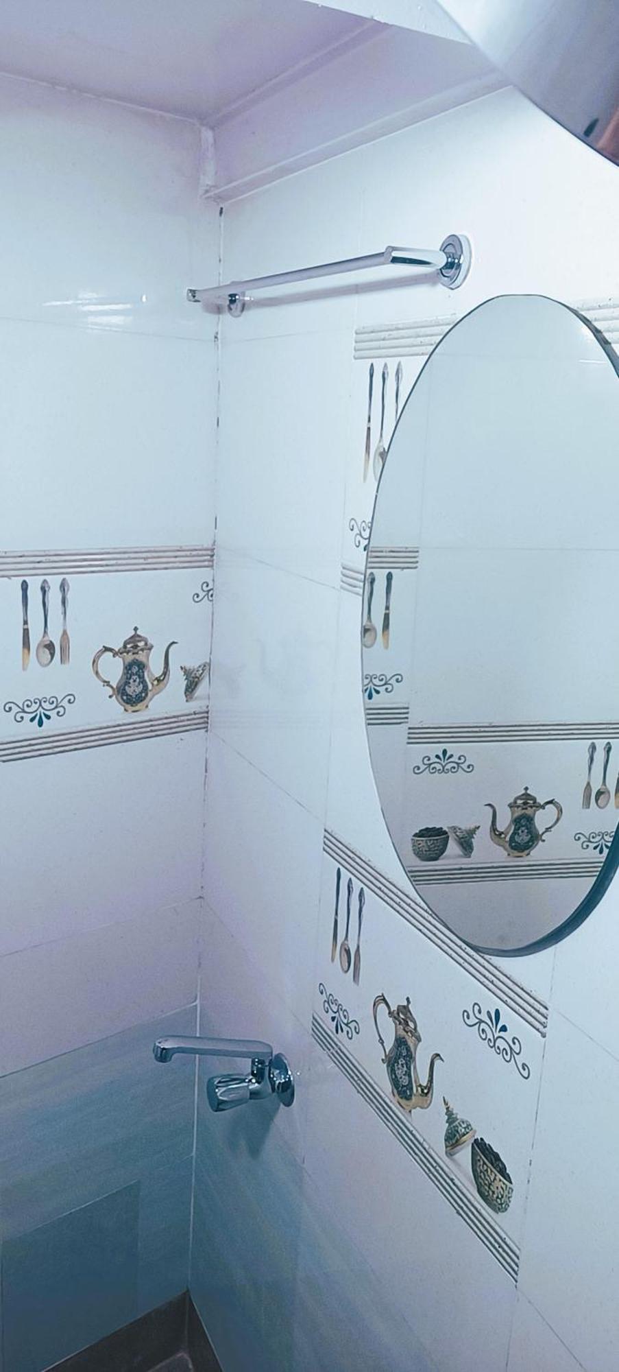 The Aroma Backpackers Hostel Mumbai